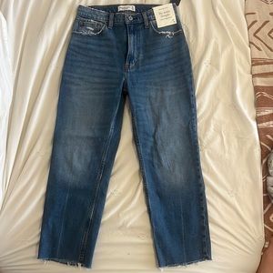 Abercrombie Ankle Straight Jeans